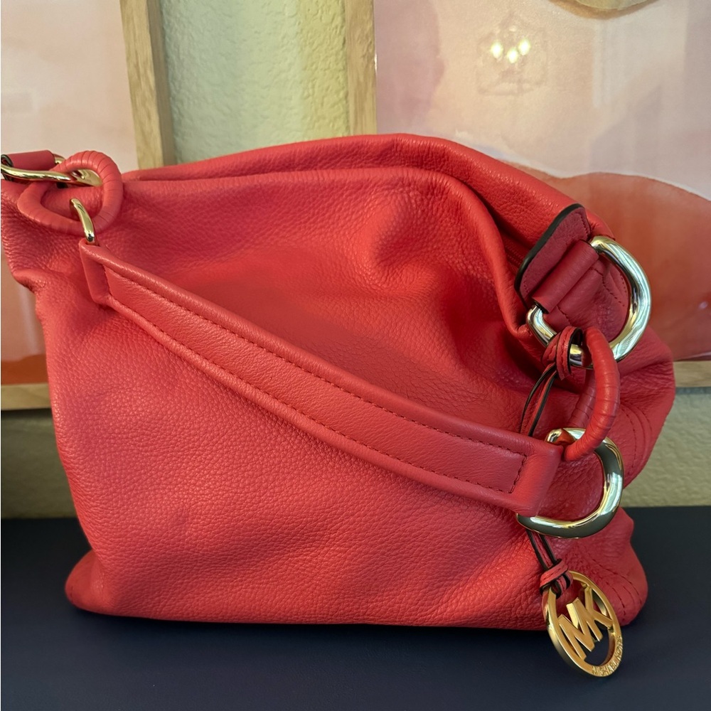 Michael by Michael Kors- purse with matching wallet! Leather in watermelon pink - Picture 3 of 11